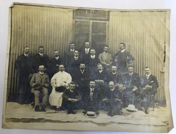 Microscope (with accessories in case)